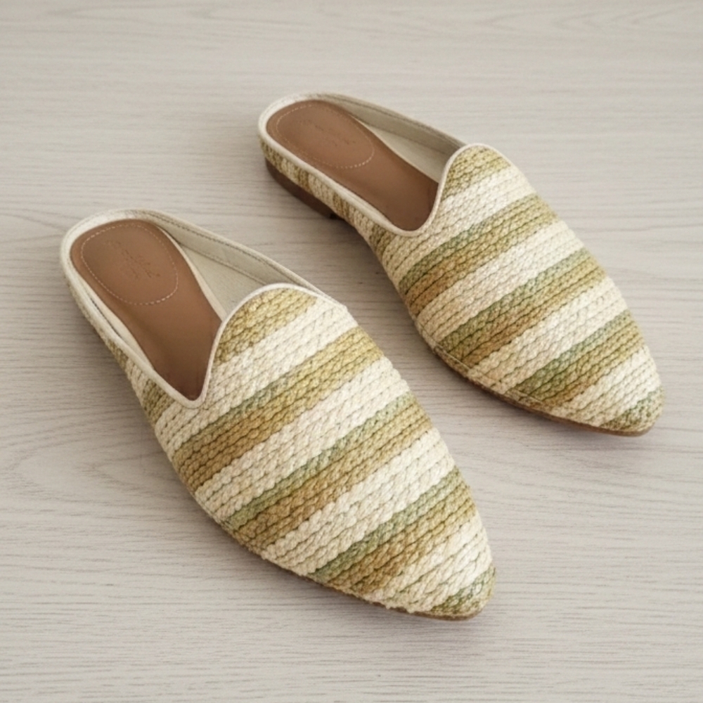 NWOT Universal Thread Women's Beige & Violet Mules Flats Memory Foam Size 8 - Picture 2 of 8